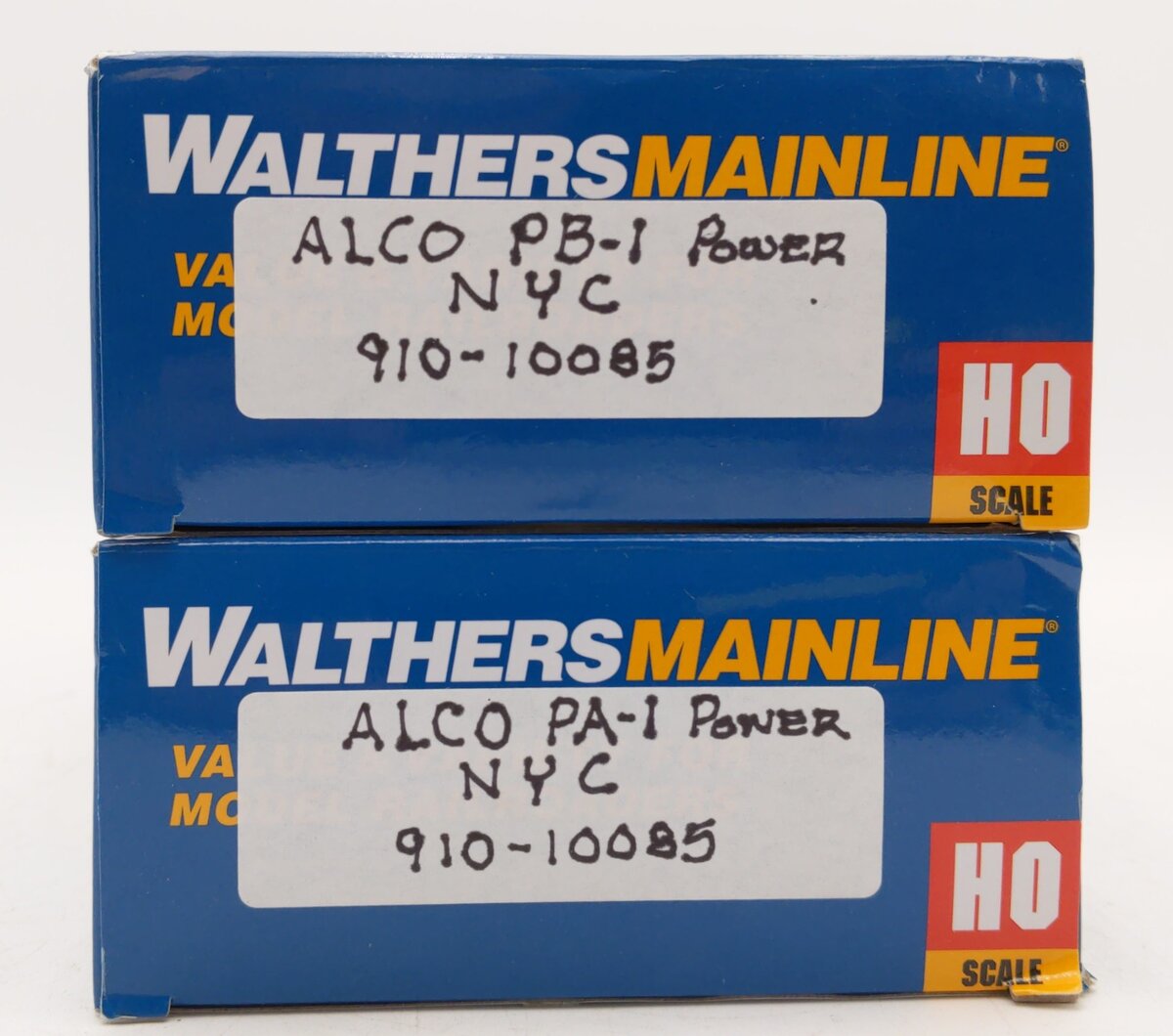 Walthers 910-10085 HO New York Central Alco PA-PB Set Diesel Loco #4203,4302