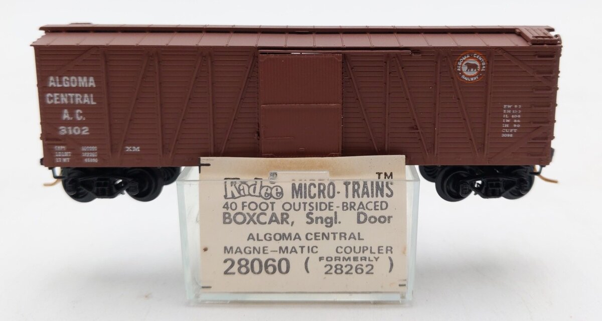 Micro-Trains 02800060 N Algoma Central 40' Single Door Boxcar #3102