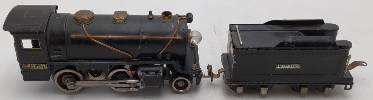Lionel 257 Vintage O Prewar 2-4-0 Steam Locomotive & Tender VG