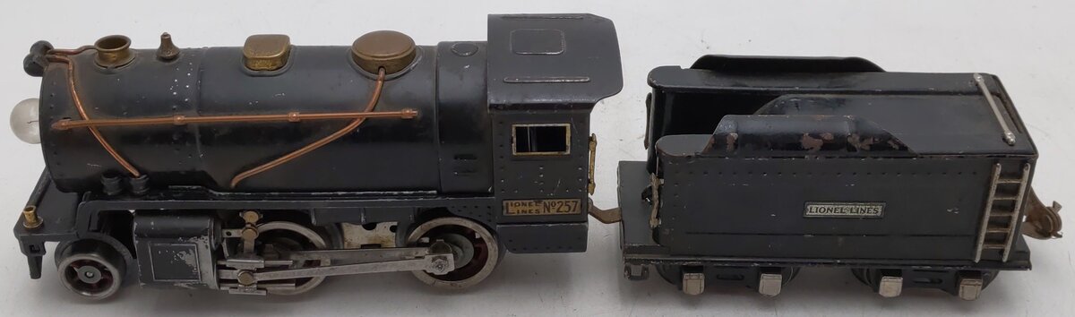 Lionel 257 Vintage O Prewar 2-4-0 Steam Locomotive & Tender VG