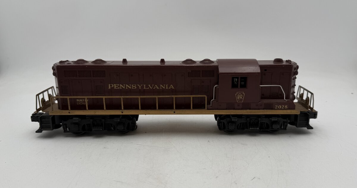 Lionel 2028 Vintage O Pennsylvania GP-7 Diesel Locomotive VG