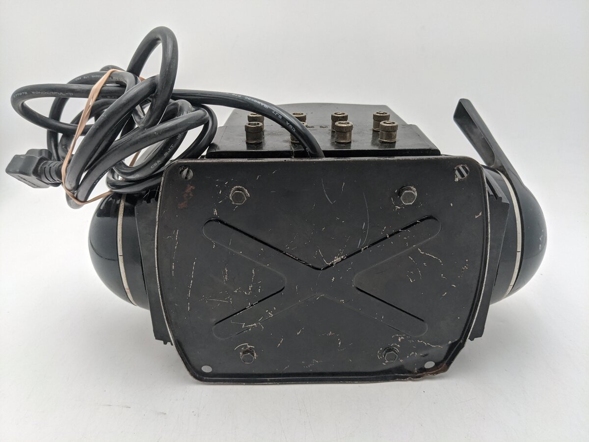 Lionel ZW Vintage O 250 Watt 4 Train Transformer with Whistle VG