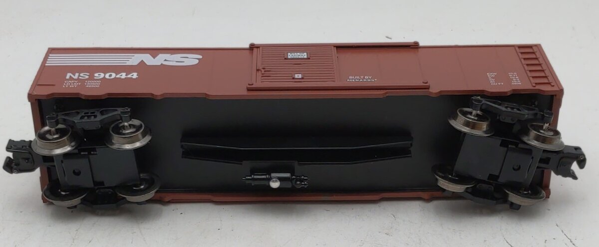 Menards 279-3820 O Norfolk Southern Boxcar #9044 LN/Box