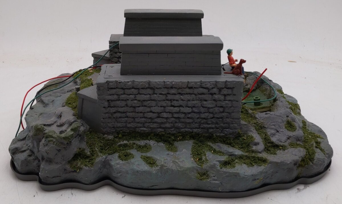 K-Line K-42402 O Gauge Operating Fisherman on Trestle VG/Box