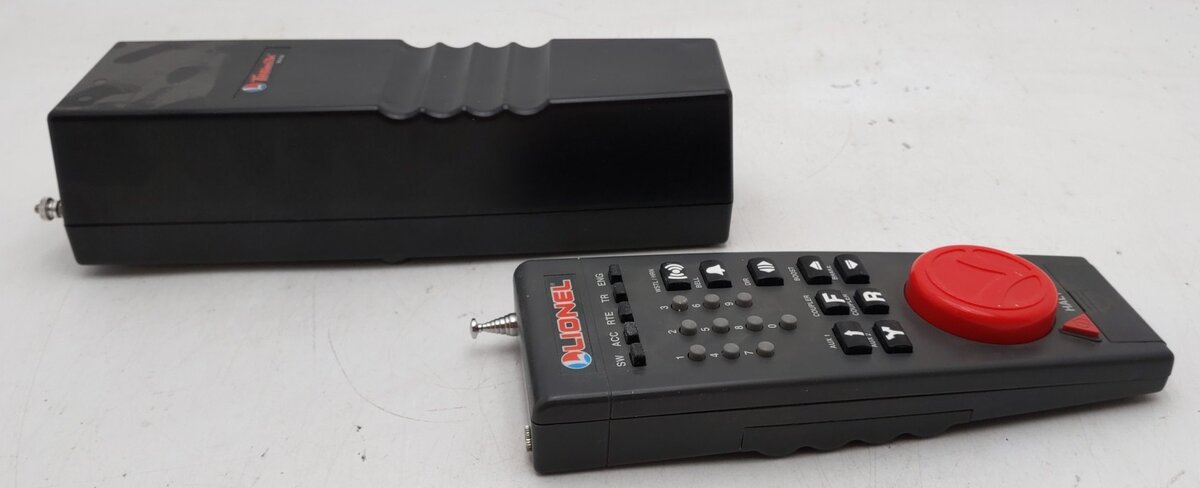 Lionel 6-12969 O TrainMaster CAB1 Command Set Remote & Base VG