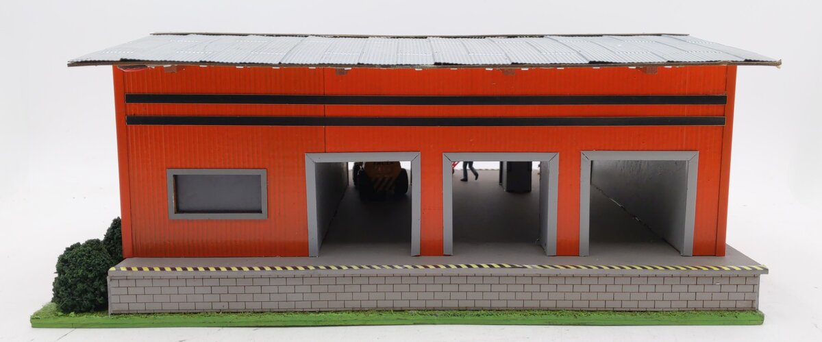 Menards 279-5098 O Scale Schneider Freight Building EX