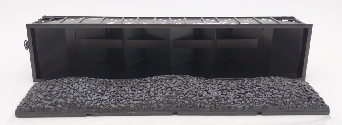 MTH 20-97759 O Gauge Maryland Midland 4-Bay Hopper w/ Coal Load #4022