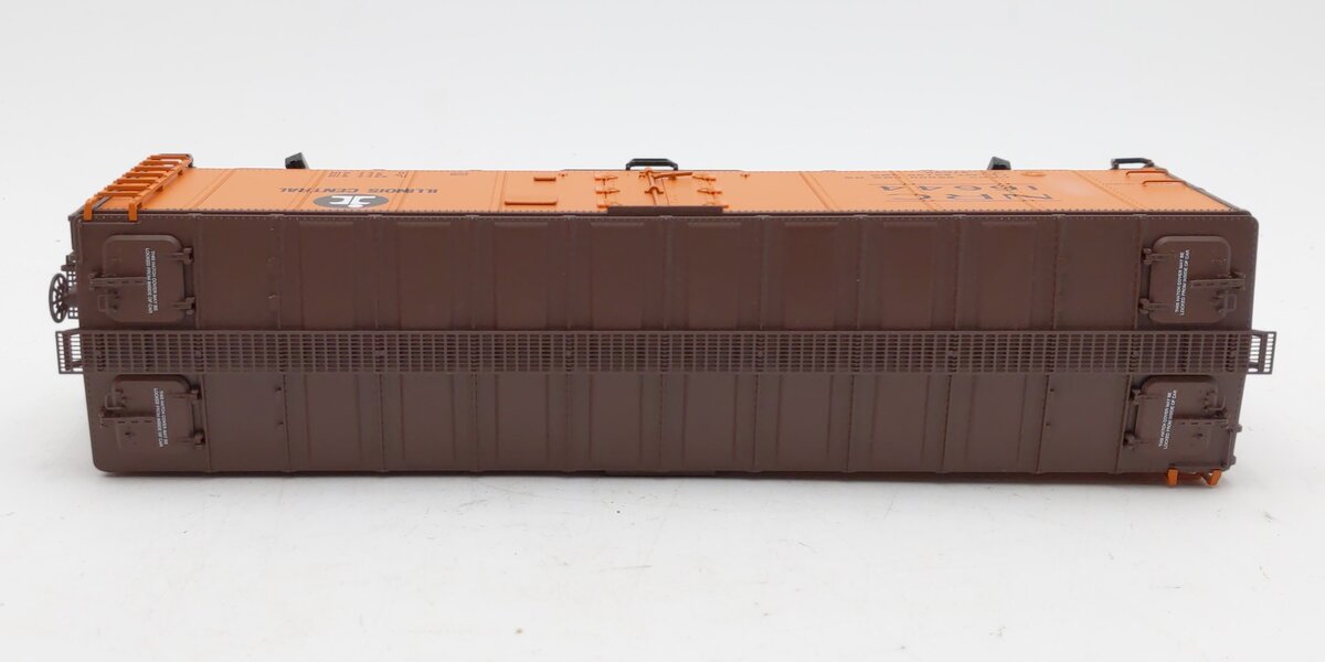 Lionel 6-17726 O Scale  Illinois Central Steel-Sided Reefer
