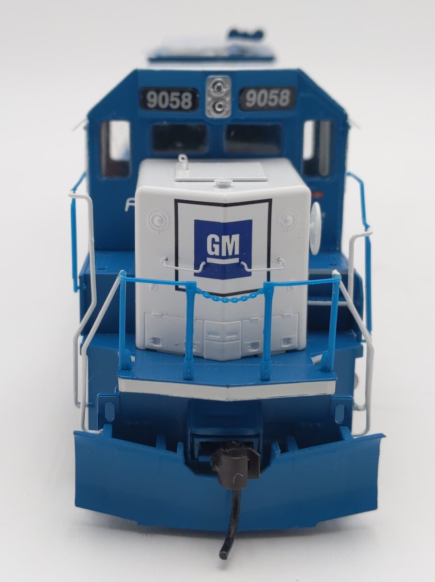 Athearn 91663 HO Scale Electromotive SD-60 Oakway Diesel Locomotive #9058 LN/Box