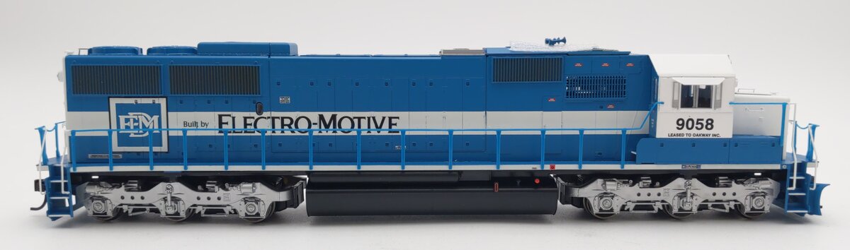 Athearn 91663 HO Scale Electromotive SD-60 Oakway Diesel Locomotive #9058 LN/Box