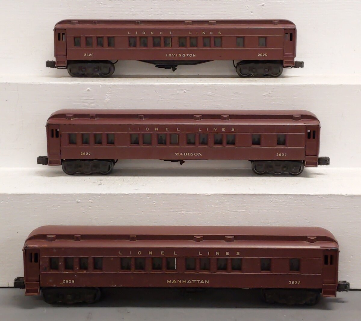 Lionel Vintage O Assorted Passenger Cars: 2625, 2627, 2628 [3] VG