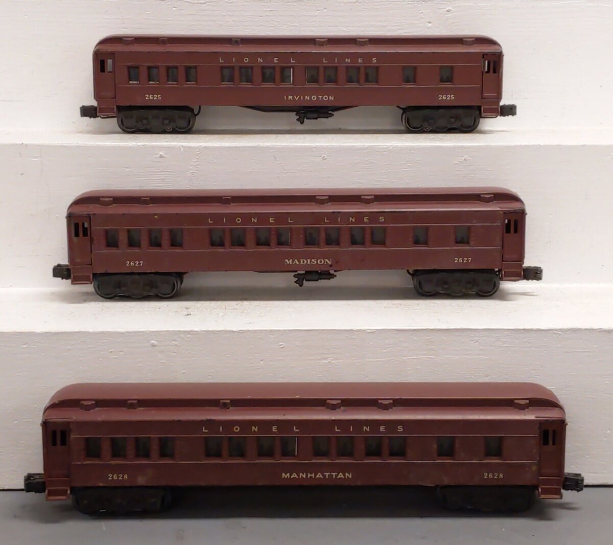 Lionel Vintage O Assorted Passenger Cars: 2625, 2627, 2628 [3] VG