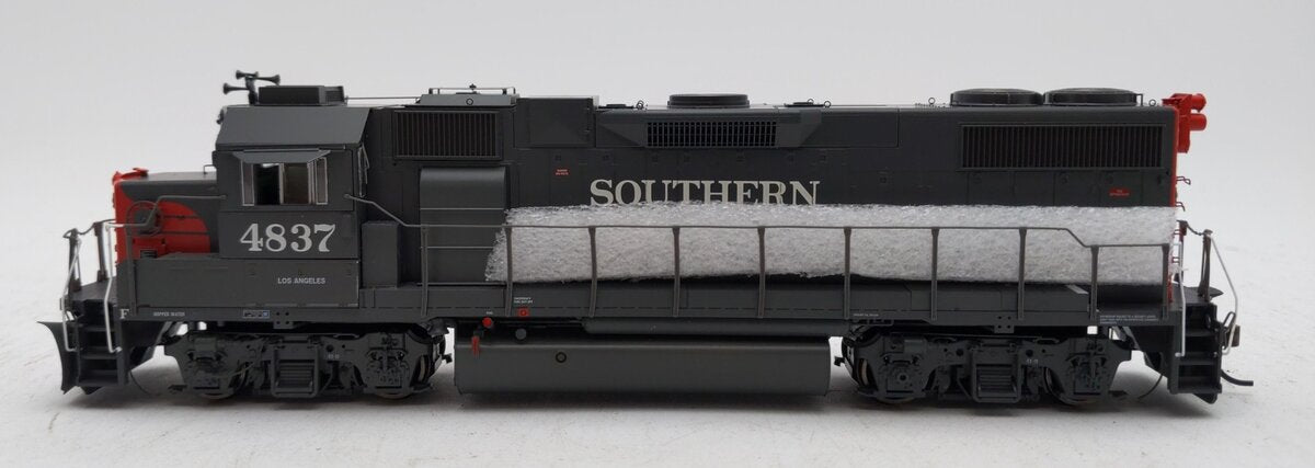 Athearn G40615 HO Southern Pacific GP38-2 Diesel Locomotive #4837 w/ DCC & SND LN/Box