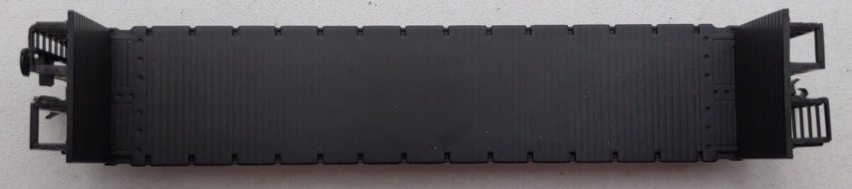 Atlas 50005795 N Chicago Great Western RTR 48' GSI Bulkhead Flat Car #3021