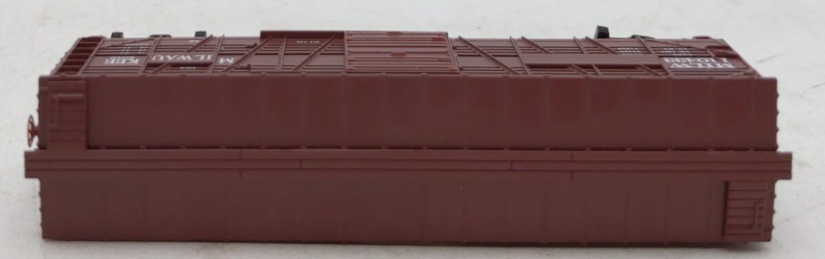 Micro-Trains 03500221 N Milwaukee Road 40' Stock Car #110433