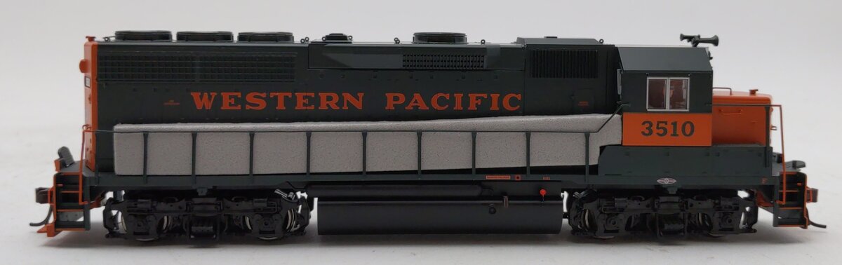Atlas 9754 HO Western Pacific GP-40 Low Nose Locomotive Road #3510