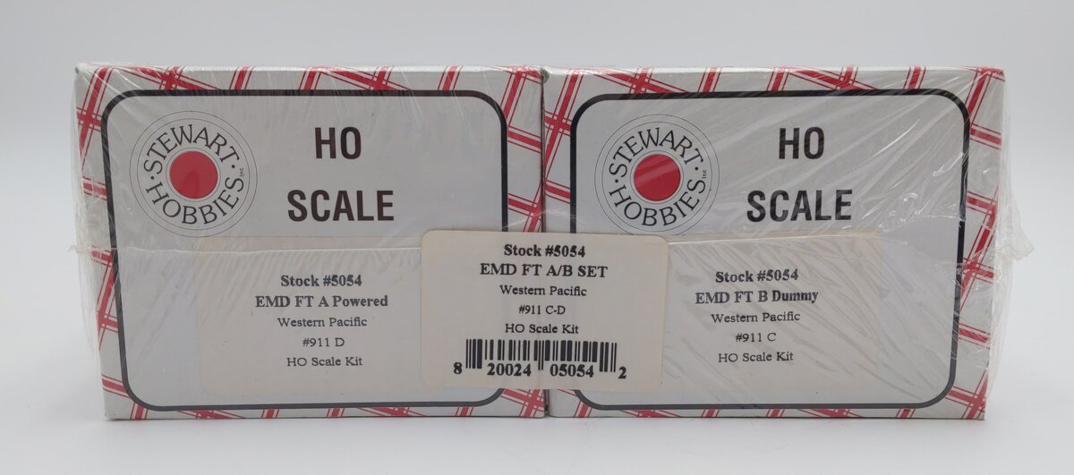 Stewart 5054 HO Western Pacific Diesel EMD FT A (Powered) B (Dummy) Set #911C-D