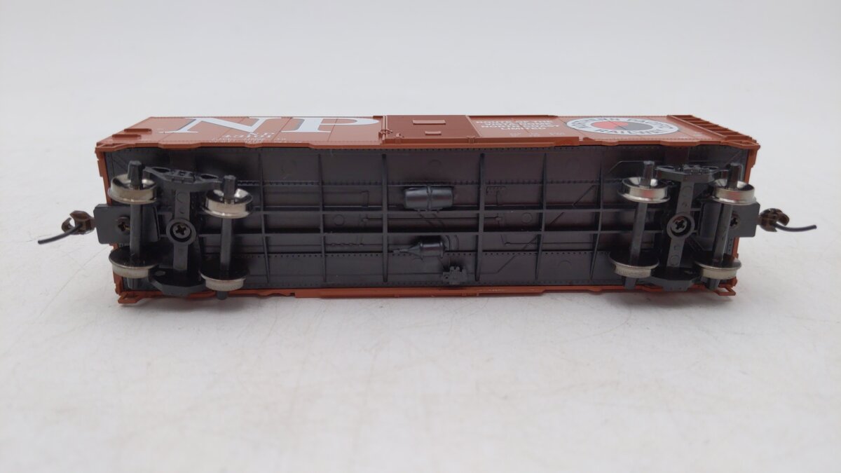Athearn 70441 HO NP 40' Youngstown Door Boxcar #43101