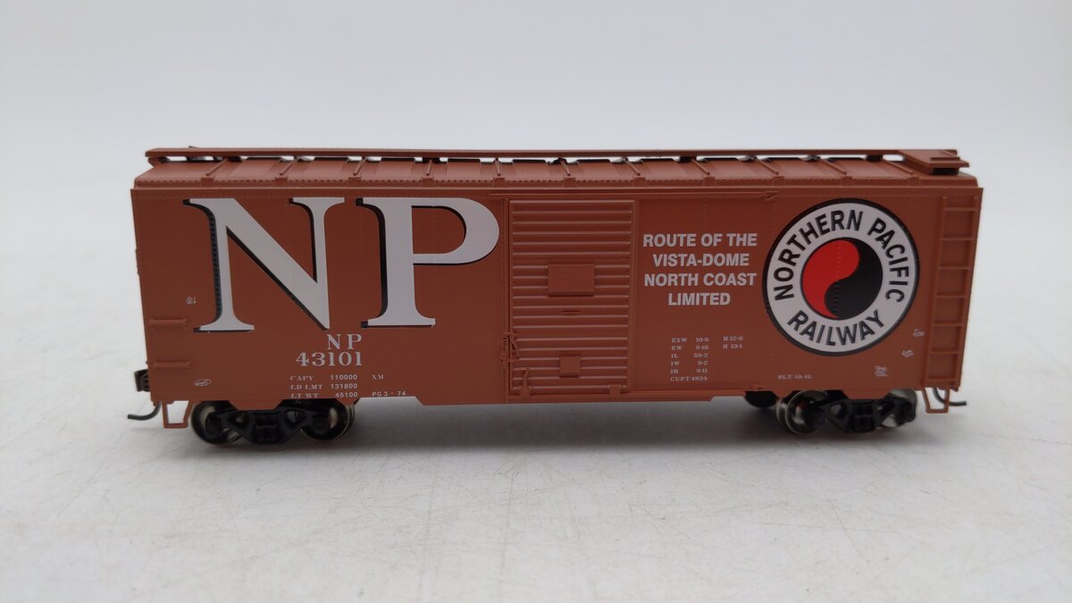Athearn 70441 HO NP 40' Youngstown Door Boxcar #43101