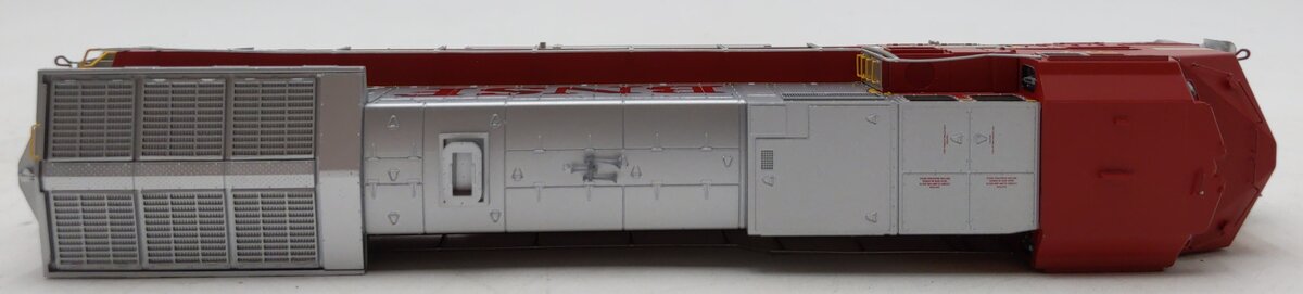 Atlas 7273 HO BNSF Warbonnet Dash 8-40BW Diesel Locomotive Standard DC #577