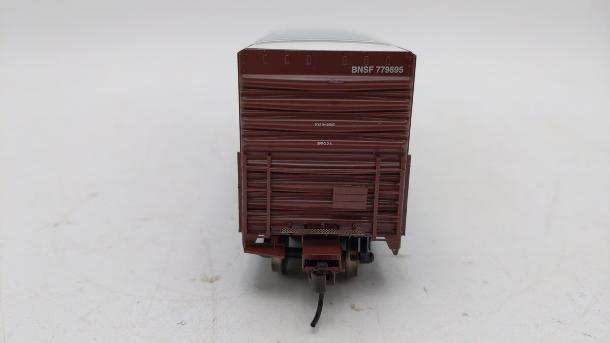 Athearn 88904 HO Scale Burlington Northern Santa Fe Box Car #779695