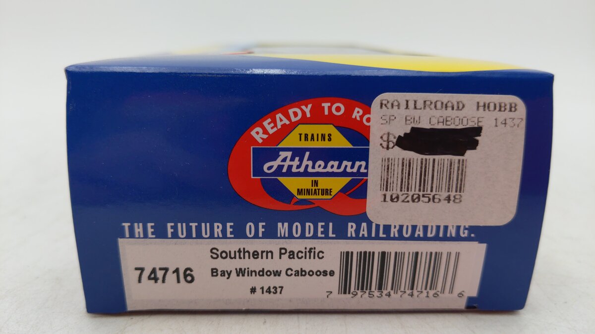 Athearn 74716 HO Southern Pacific RTR Bay Window Caboose #1437