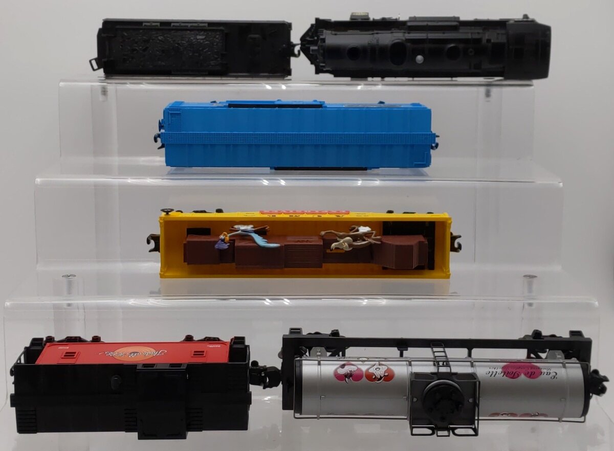 Lionel 6-21936 O Gauge Warner Bros. Looney Tunes Steam Freight Train Set VG/Box