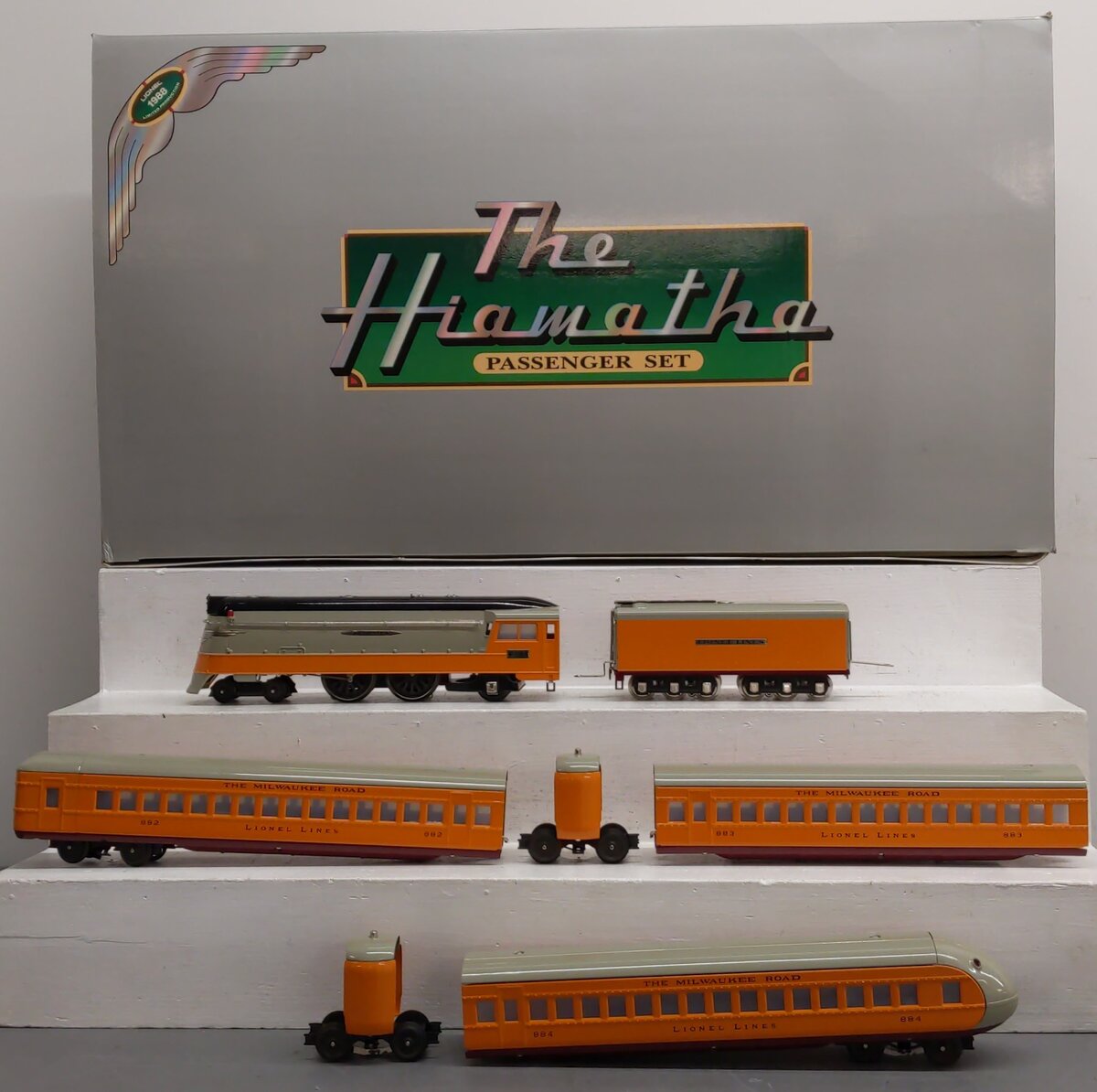 Lionel 6-51000 O Gauge Hiawatha Streamlined Steam Passenger Train Set EX/Box