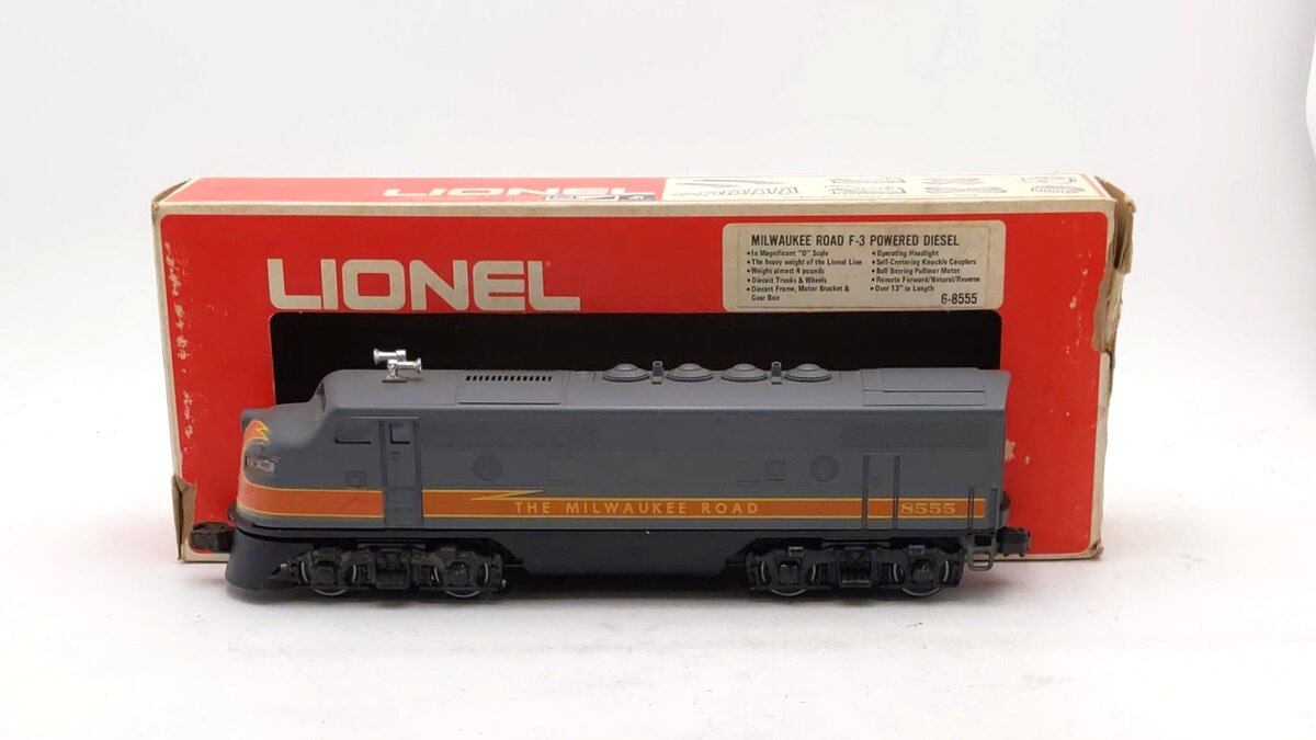 Lionel 6-8555 O Gauge Milwaukee Road F-3 Powered A Unit Diesel Locomotive EX/Box