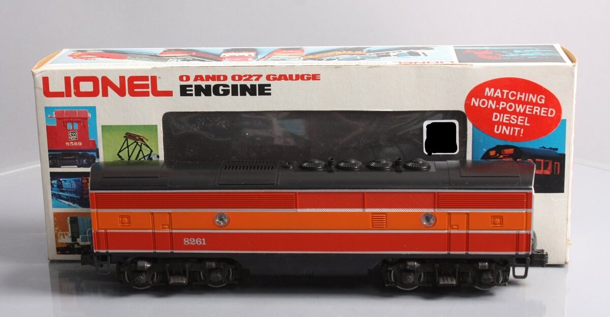 Lionel 6-8261 O SP Daylight F3 Non-Powered B-Unit Diesel Locomotive w/Sound LN/Box