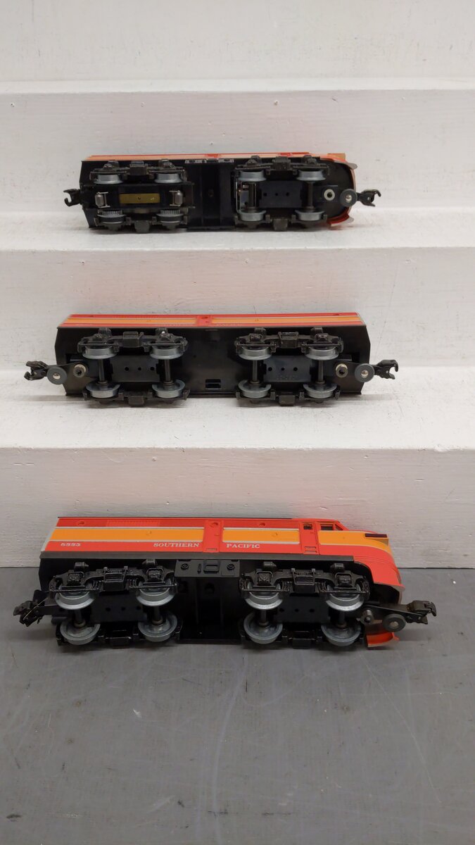 Lionel 6-8552 O Gauge Southern Pacific Alco A-B-A 3-Unit Diesel Locomotive Set EX/Box