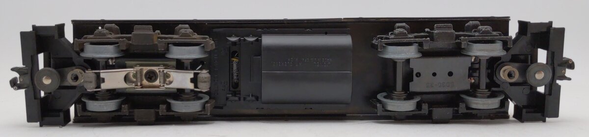 Lionel 6-8573 Union Pacific U36B Dummy Diesel Locomotive w/Horn LN/Box