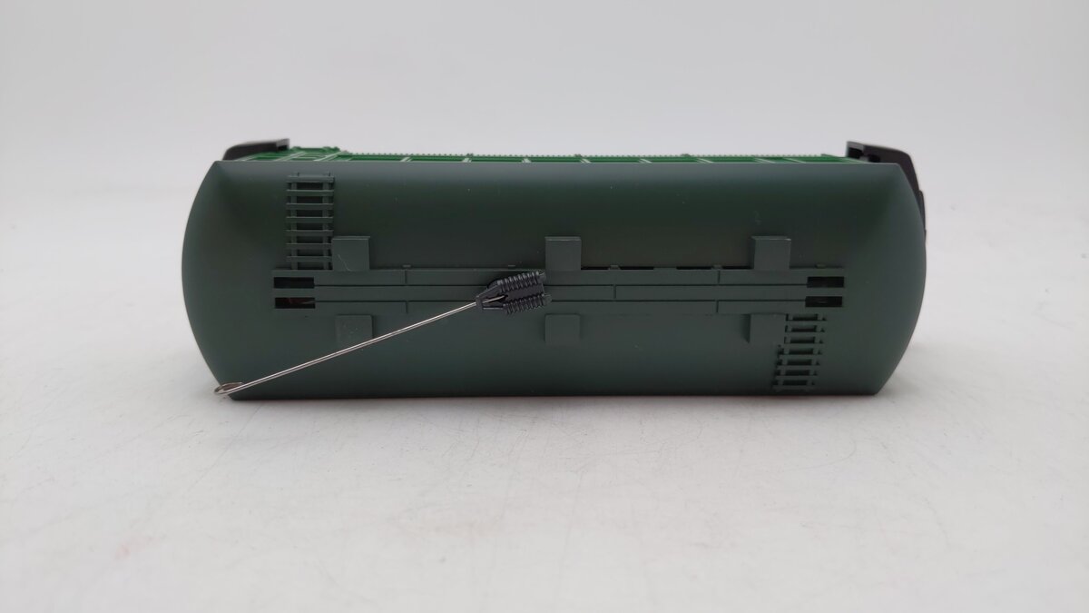 Lionel 6-18404 O Gauge San Francisco Green Trolley Car LN/Box