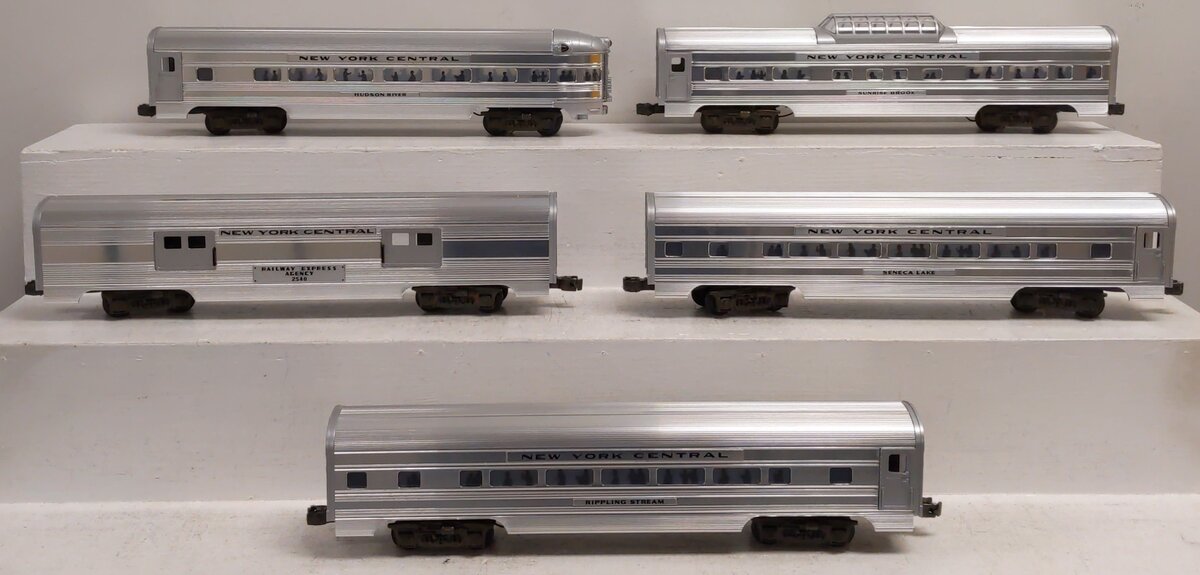 Williams 2605 O Gauge New York Central 5 Car Aluminum Passenger Set EX/Box