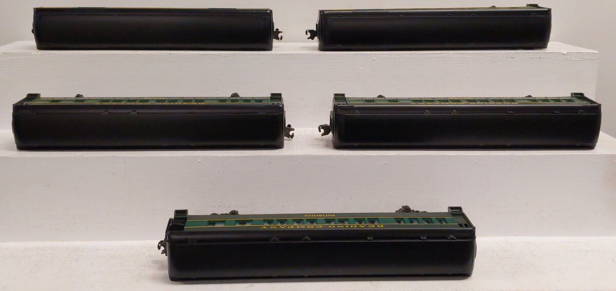 Williams 2513 O Gauge Reading Madison Passenger Set LN/Box
