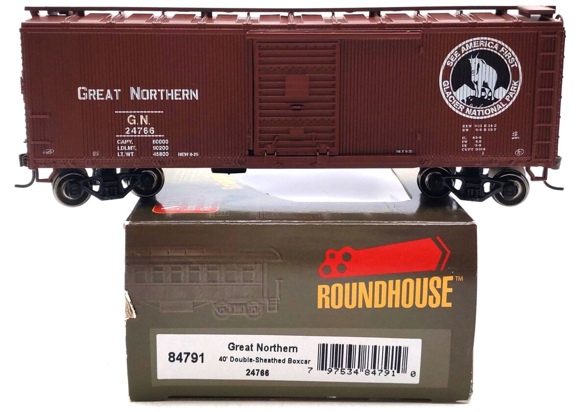 Roundhouse 84791 HO Scale Great Northern 40' Wood Box Car #24766