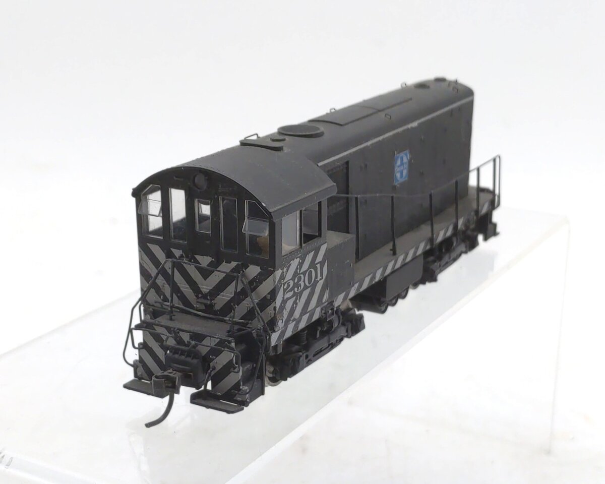 Atlas 10000808 HO Scale Custom Santa Fe HH660 Diesel Locomotive #2301 w/DCC VG/Box