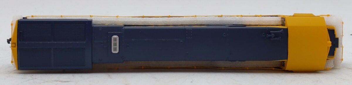 Broadway Limited 2440 HO Santa Fe 797 GE C30-7 #8012 w/ DCC&SND