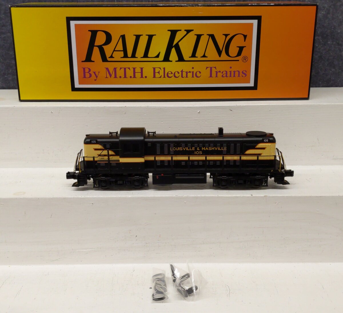 MTH 30-21165-1 O Louisville & Nashville RS-3 Diesel Locomotive #105 w/ PS3 EX/Box