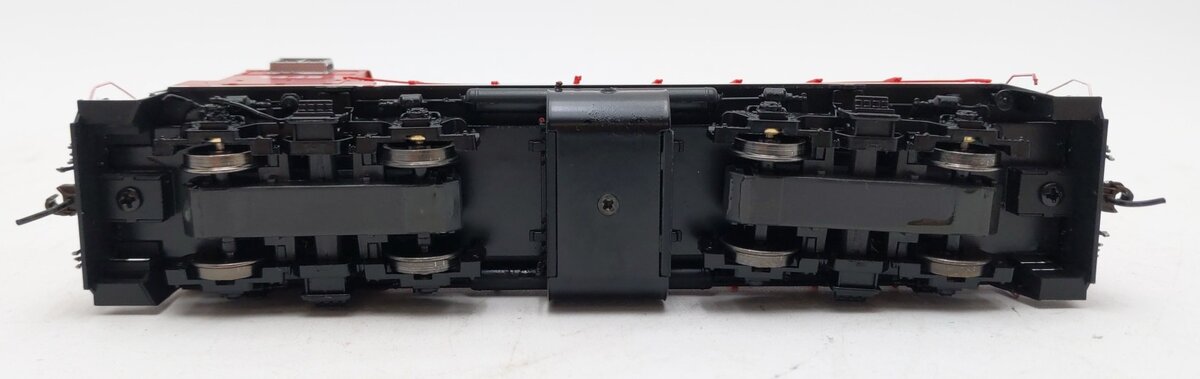 Athearn G66185 HO CP Rail MP15-AC Diesel Locomotive w/DCC & Sound #1445