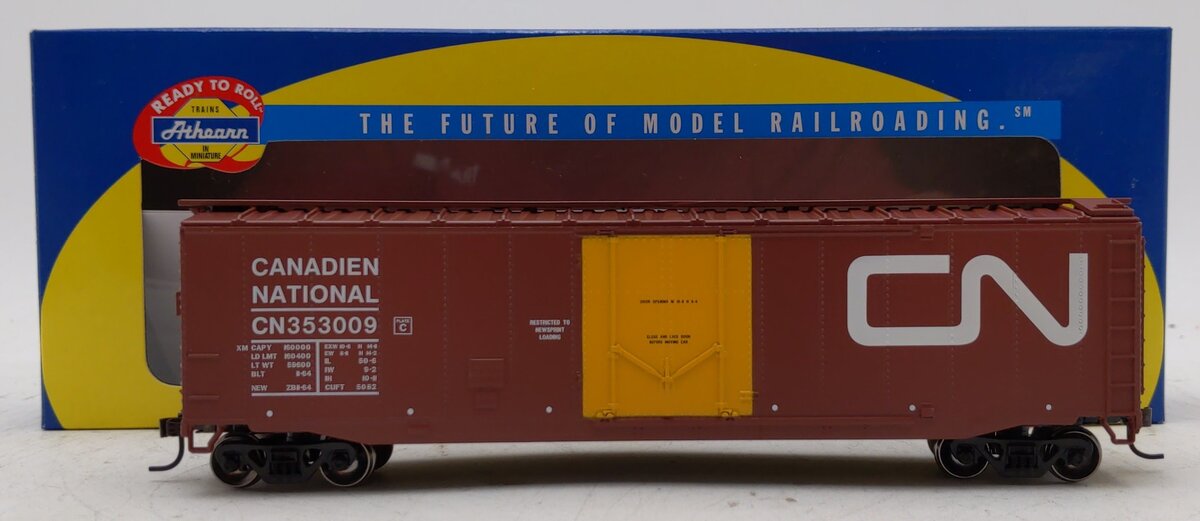 Athearn 70783 HO CN 50' Smooth Plug Door Boxcar #353009