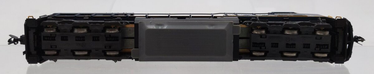 Kato 176-8936 N CSX GE ES44DC Boxcar Logo Diesel Locomotive #5250