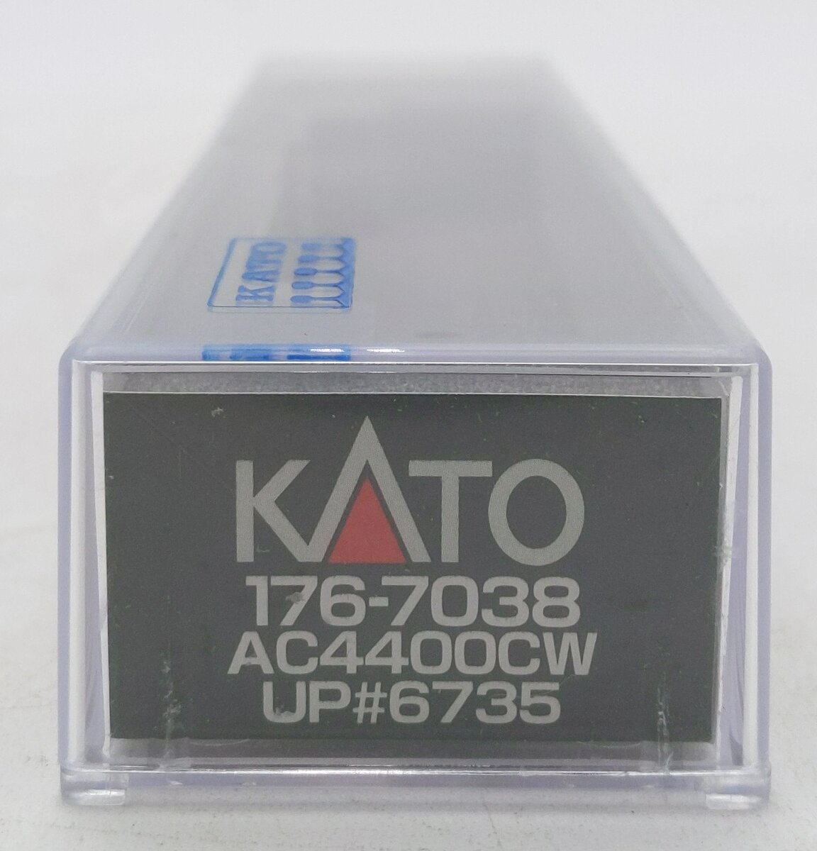 Kato 176-7038 N Union Pacific GE AC4400CW Diesel Locomotive #6735 LN/Box