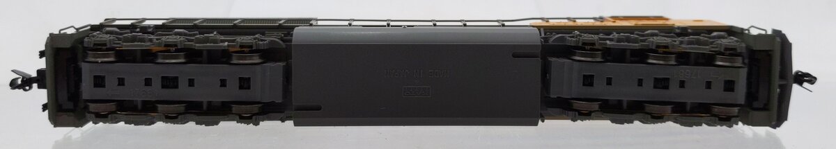 Kato 176-8438 N UP Flag SD70Ace Diesel Locomotive with Cab Headlight #8497