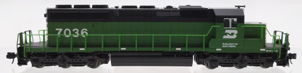 Kato 176-4961 N Burlington Northern Standard EMD SD40-2 Diesel Locomotive #7036