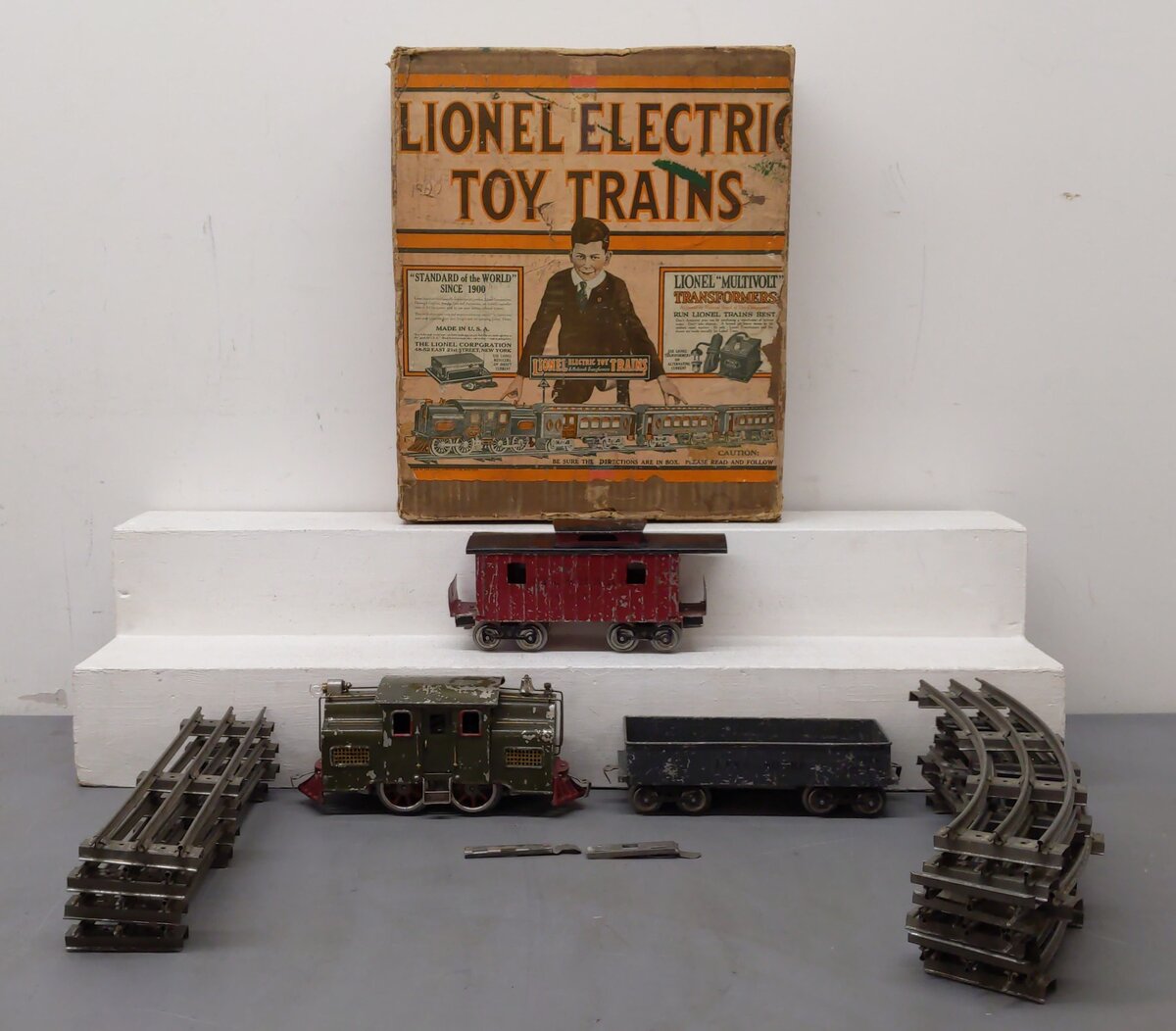 Lionel 37 Vintage Standard Freight Set VG/Box