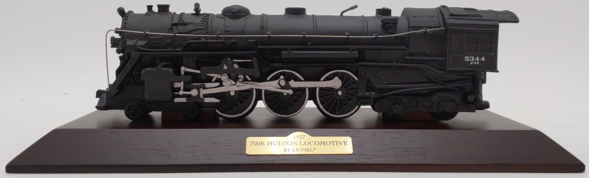 Avon Train Collection 700E Hudson Locomotive Reproduction /w Wood Display Base EX/Box
