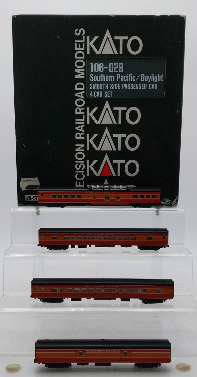 Kato 106-029 N Scale Southern Pacific Daylight Smooth Side 4-Car Passenger Set LN/Box