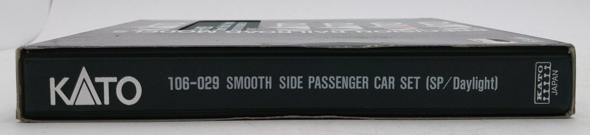 Kato 106-029 N Scale Southern Pacific Daylight Smooth Side 4-Car Passenger Set LN/Box