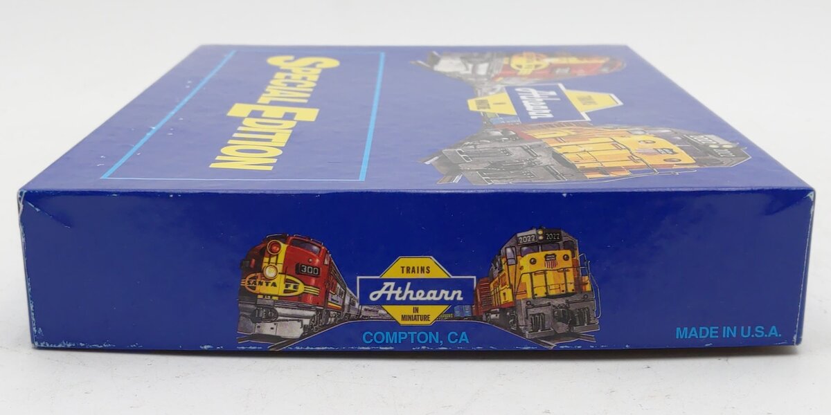 Athearn 2217 HO Electro-Motive Leasing SD-40 and GP38-2 AA Diesel Locomotive Set